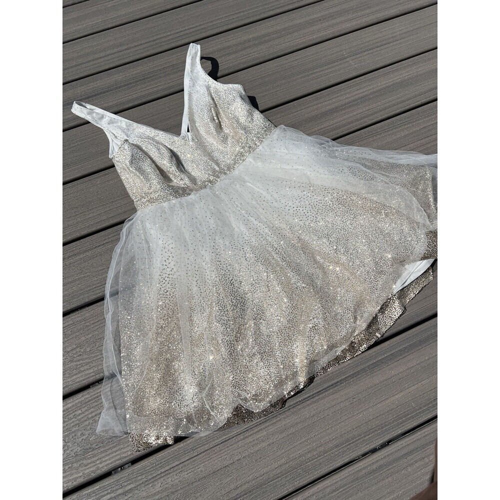 Lulus Ballerina Dream Cream & Gold Skater Mini Dress Sz M Formal Homecoming Prom - Picture 4 of 7